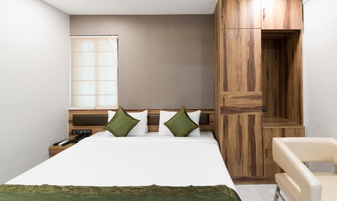 Treebo Trend Glorious Rim Rocks Palace Calcutta Exterior foto