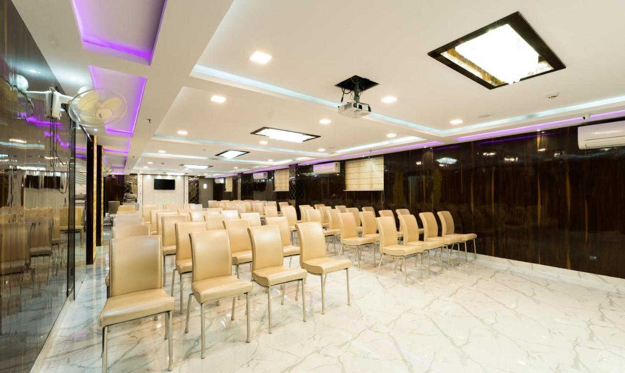 Treebo Trend Glorious Rim Rocks Palace Calcutta Exterior foto