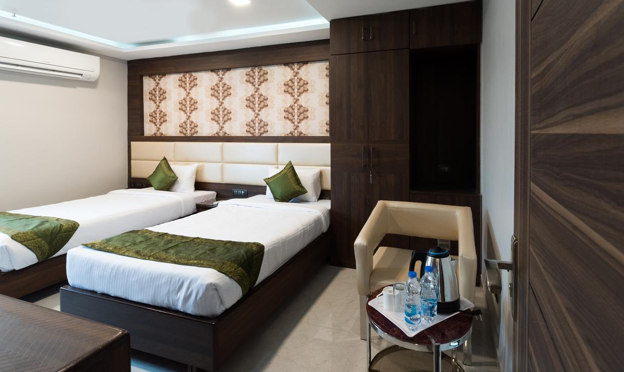 Treebo Trend Glorious Rim Rocks Palace Calcutta Exterior foto